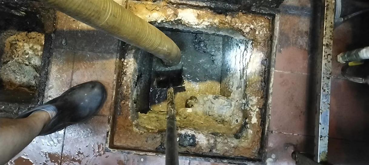碾子山污水池清理一般都有毒气，怎么预防中毒呢？